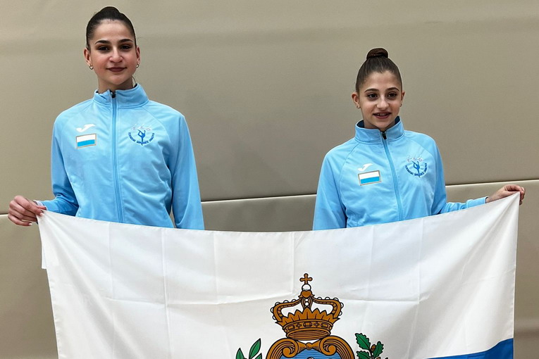 Sara Ceccoli ed Emma Fratti al Mondiale di ginnastica ritmica in Bulgaria