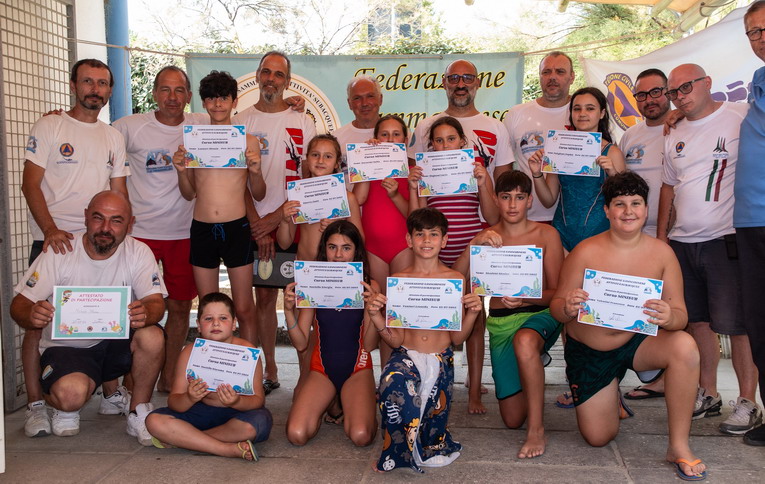 Grande successo per il corso Mini Sub alla piscina Tavolucci
