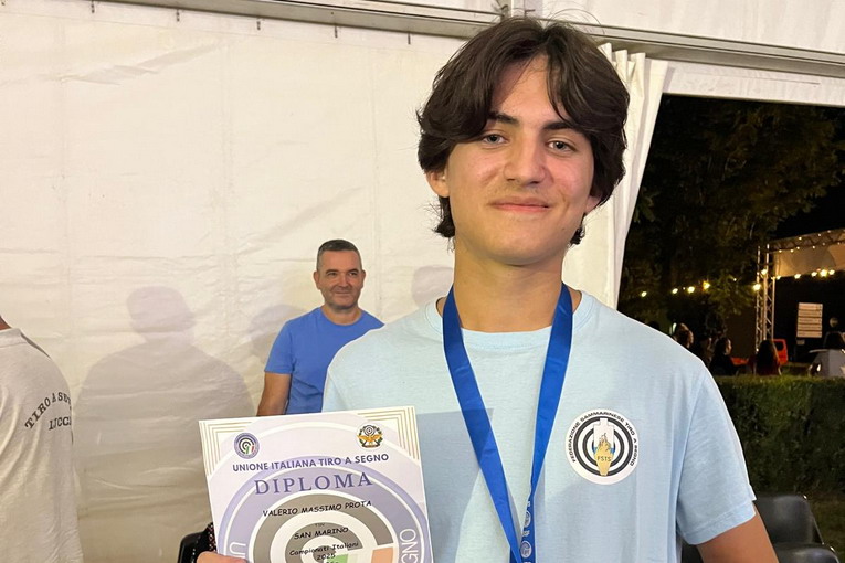 Terzo posto e record sammarinese nella pistola sportiva per Valerio Prota
