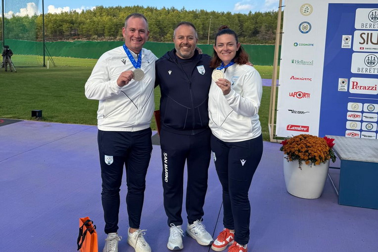 Alessandra Perilli e Gian Marco Berti conquistano l'argento mondiale nel Mixed Team