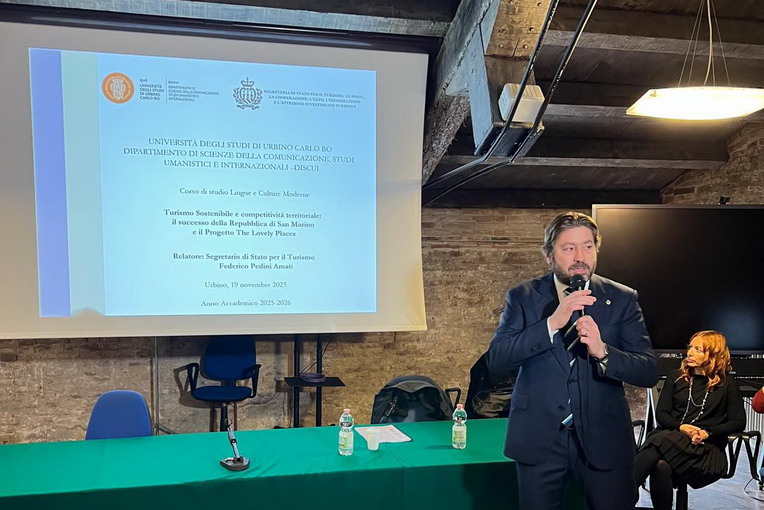 San Marino porta i suoi progetti turistici all’Università di Urbino: il Segretario Pedini Amati ospite del seminario di Scienze della Comunicazione