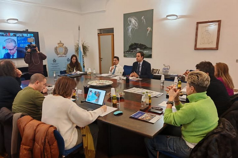 San Marino ospita il vertice tripartito con l’OIL: strategie per rafforzare dialogo sociale e lavoro dignitoso, con focus su inclusione e nuove forme di occupazione.