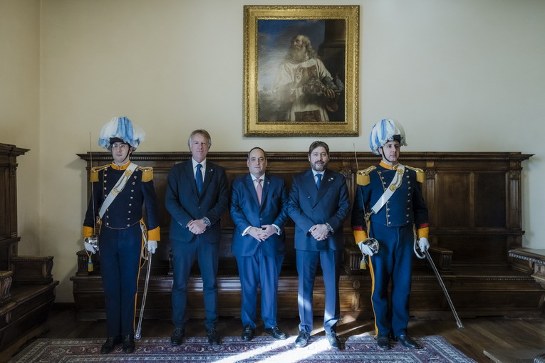 San Marino protagonista a Expo Osaka 2025, consegnato il catalogo ufficiale ai Capitani Reggenti