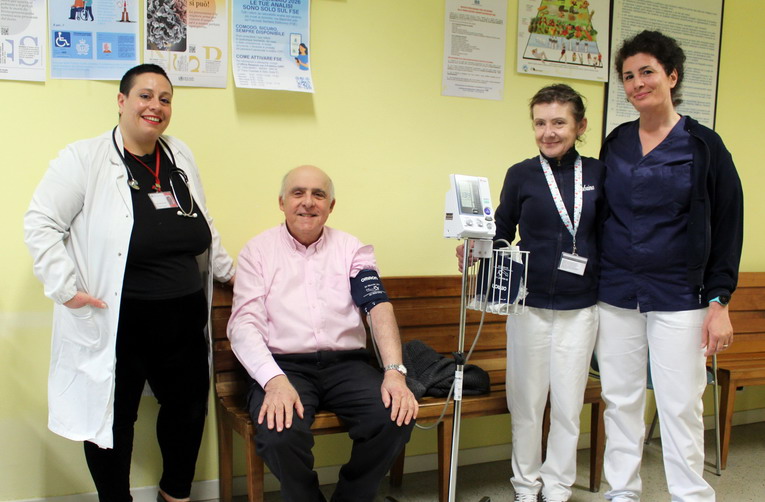 Chiesanuova, donato un misuratore di pressione professionale al centro sanitario