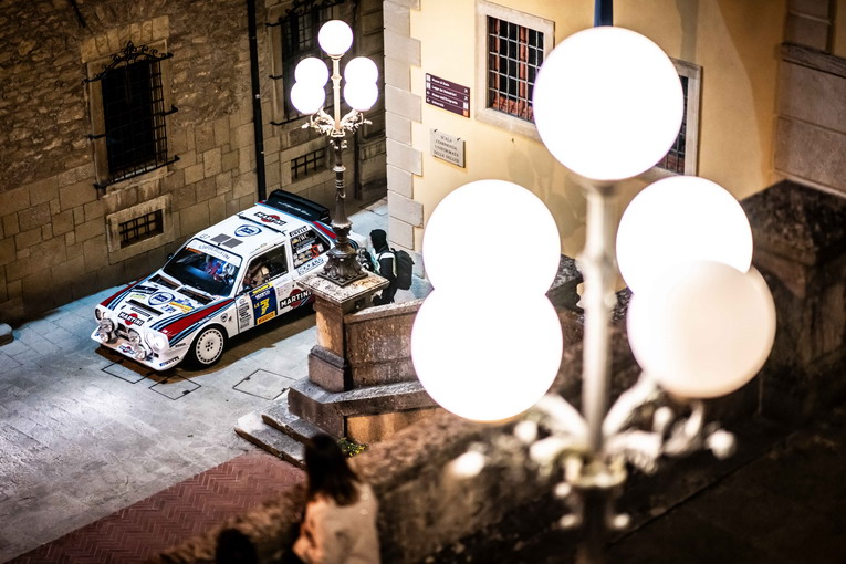 Rallylegend 2026 si terrà dall'8 all'11 ottobre con il ritorno del Memorial Bettega e i 40 anni del Gruppo B. Vendita biglietti al via dal 1 aprile con promozioni.
