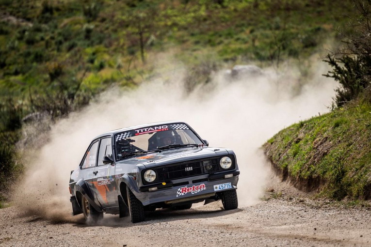 Nemo Mazza conquista il terzo posto assoluto al Rally di Fafe in Portogallo, prova del FIA European Historic Rally Championship, su Ford Escort RS 1800 MKII.