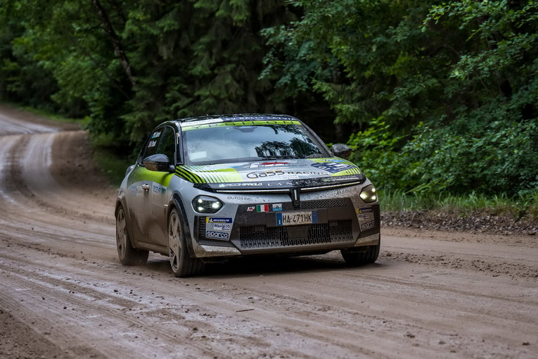 Ancora punti per Lancia e San Marino in Lettonia, Guerrini e Prusak: settimi al Neste MY Renewable Charge EV Rally Latvia