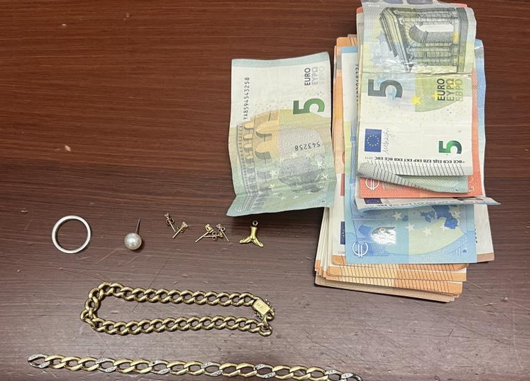 San Marino, arrestata una donna francese per furto e violenza dopo una colluttazione e l'investimento di un agente