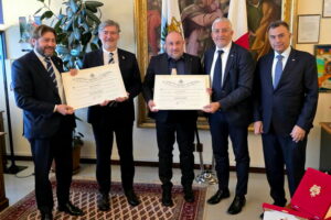 FIA Ecorally Cup, Guerrini e Prusak: conferita l’Onorificenza di Sant’Agata ai campioni del mondo